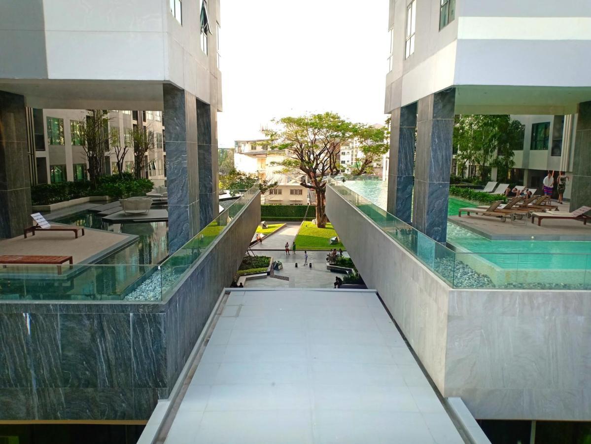 The Base Horizon Central Pattaya Eksteriør bilde