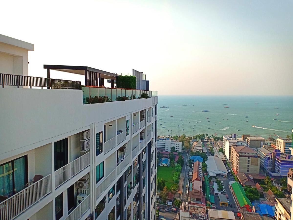 The Base Horizon Central Pattaya Eksteriør bilde